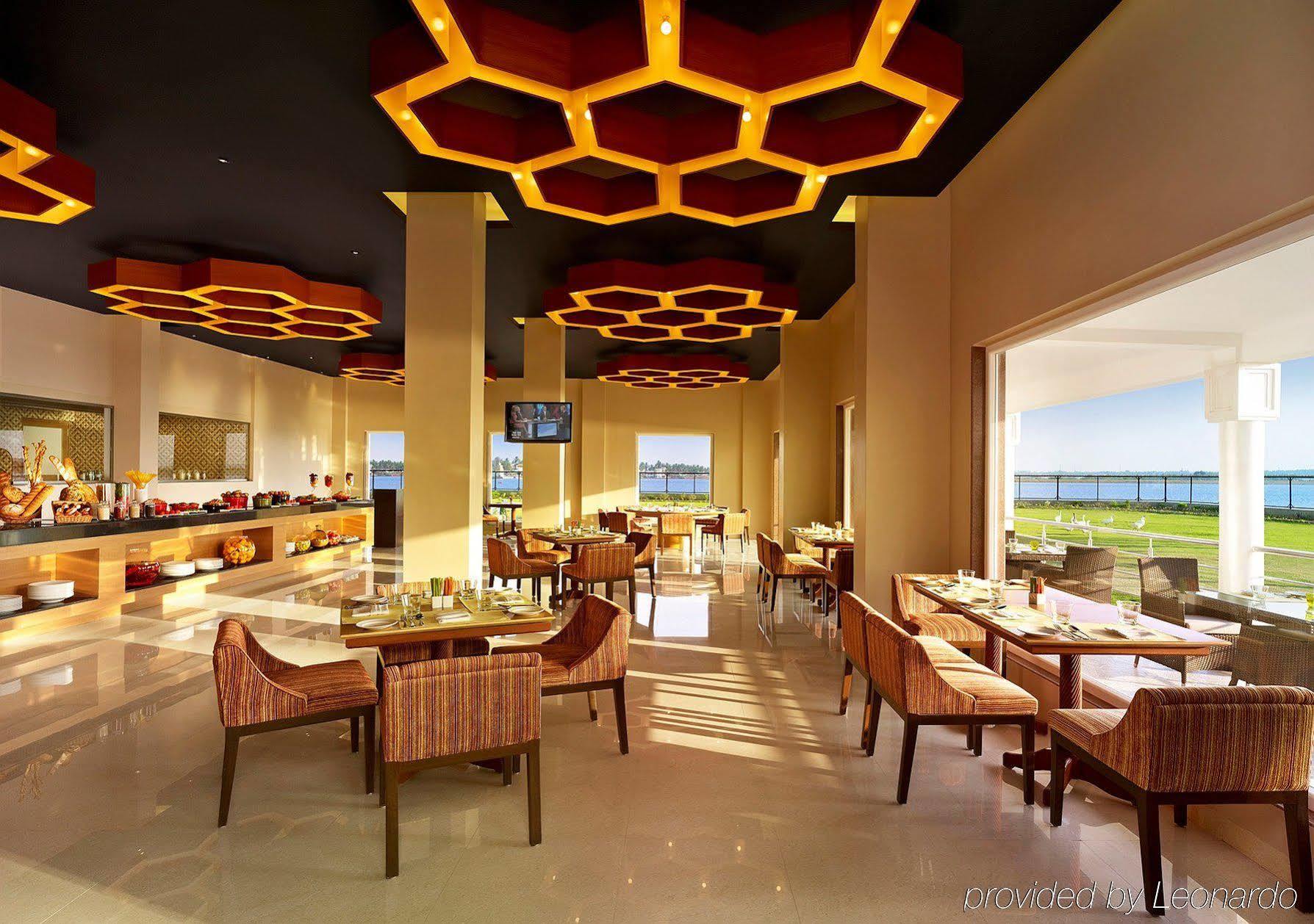 Hotel Naveen Lakeside Hubli Exterior foto